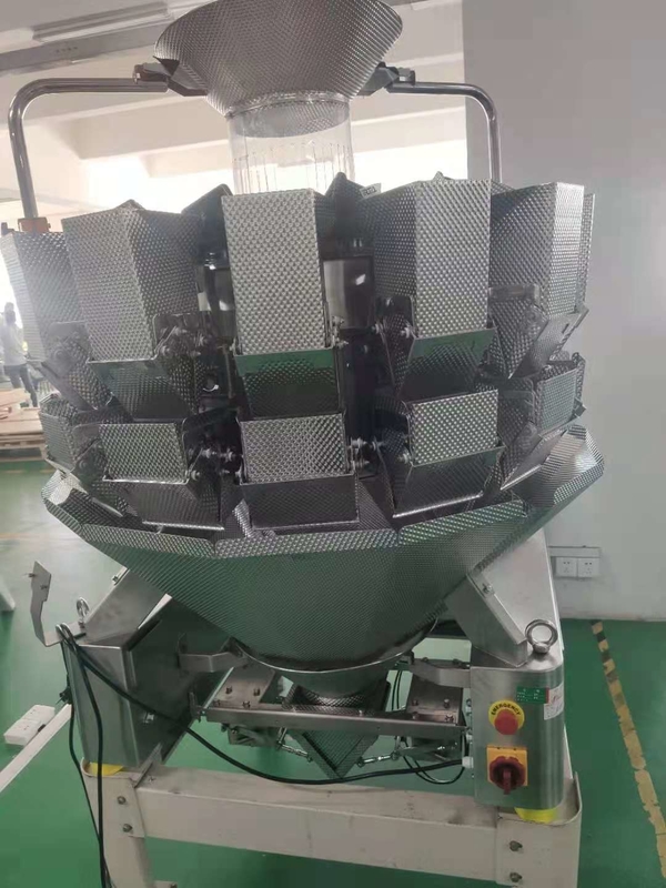 Atıştırmalık gıda üreticisi için tam otomatik taşıma ve ağırlıklandırma ve torba kapatma sistemi. SUS304 makine çerçevesi