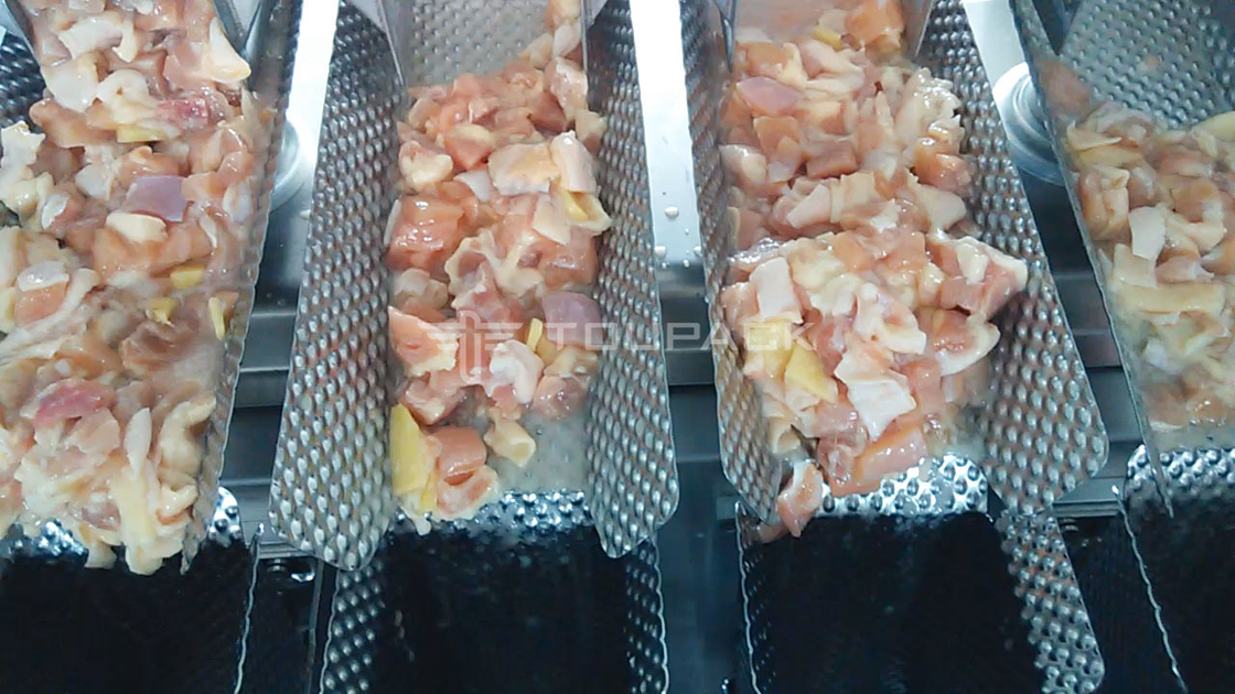 Çok fonksiyonel Yüksek Hızlı Doldurma Paketleme Makinesi 8 Başlı Ağırlaştırıcı Turşular İçin Çerezli Tavuk