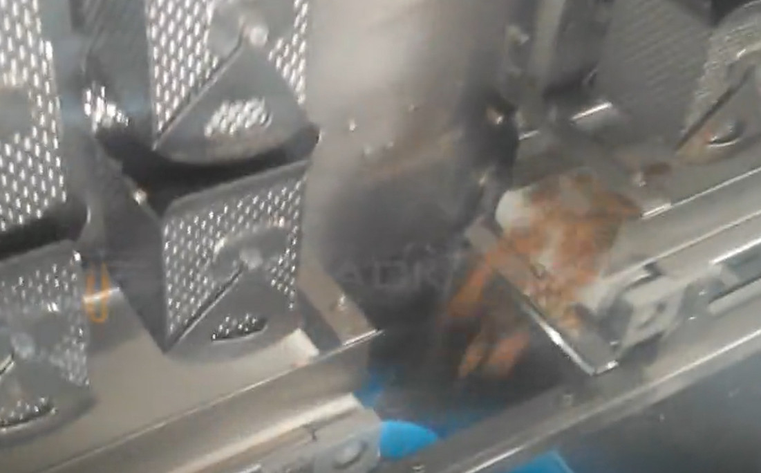 MCU Kontrollü Çok Kafalı Pişmiş Et Dolum Fast Food 50 Torba / Dakika